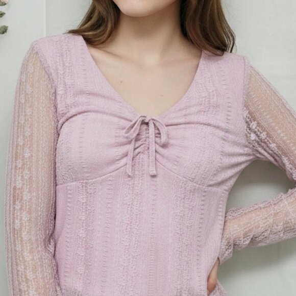 No Comment* Pink Lace* V-neck* Bell-Sleeve Blouse* Size: Juniors M - Picture 2 of 7